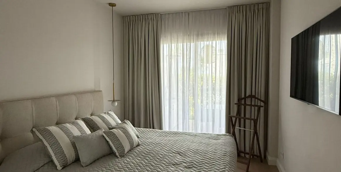 Долгосрочная аренда апартаментов на первом этаже в Estepona 37