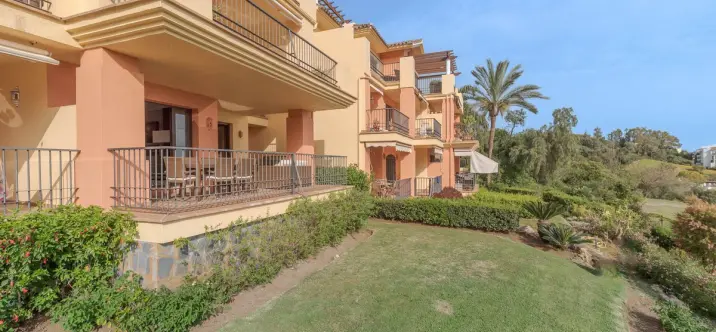 Long-term rent of ground floor apartment in Los Arqueros 3