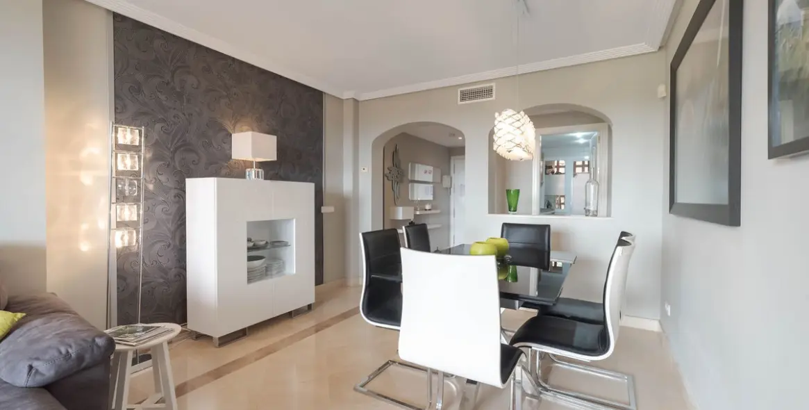 Long-term rent of ground floor apartment in Los Arqueros 8