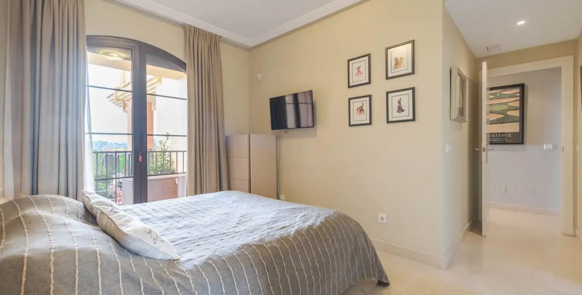 Long-term rent of ground floor apartment in Los Arqueros 19