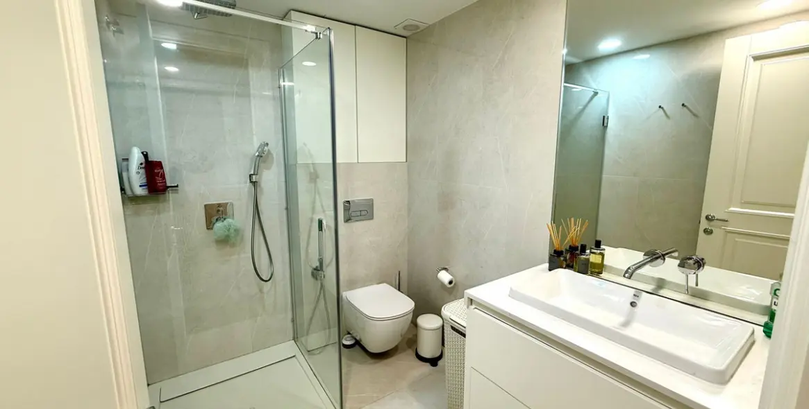 Long-term rent of ground floor apartment in Estepona 18