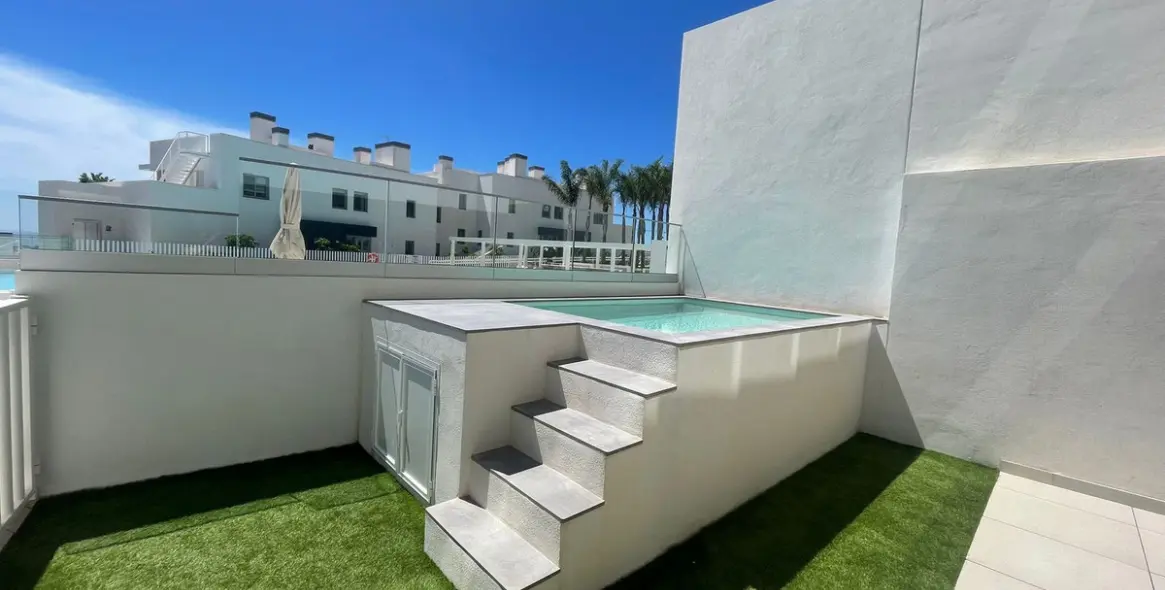 Долгосрочная аренда апартаментов на первом этаже в La Cala de Mijas 10