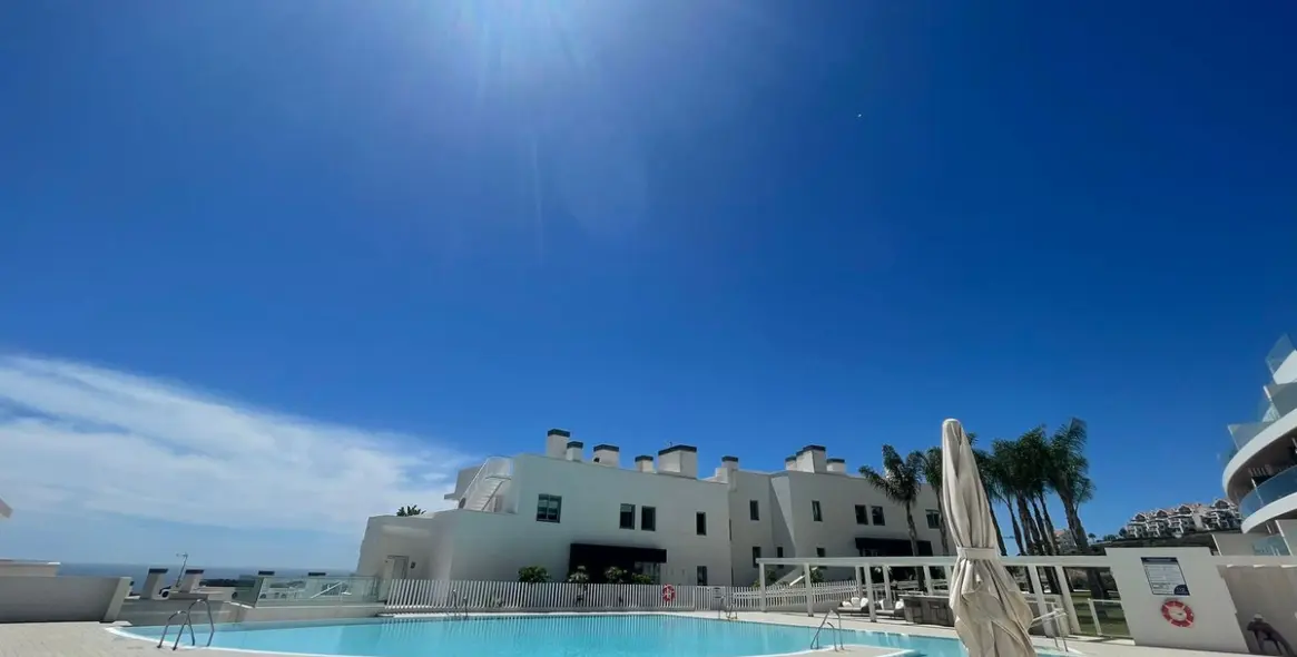 Долгосрочная аренда апартаментов на первом этаже в La Cala de Mijas 11