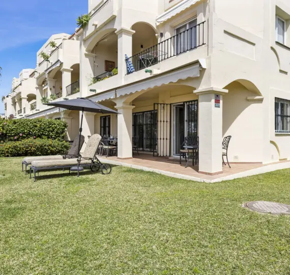 Долгосрочная аренда апартаментов на первом этаже в La Quinta