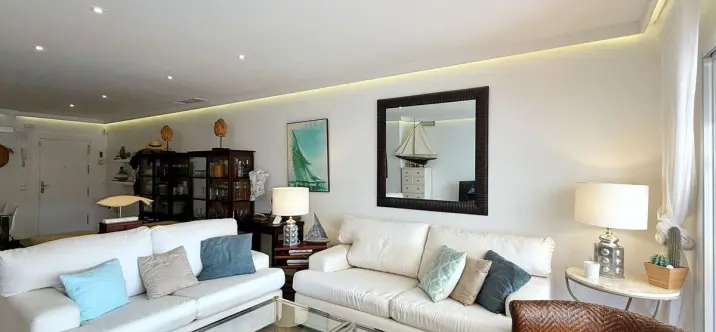 Long-term rent of middle floor apartment in La Quinta 1