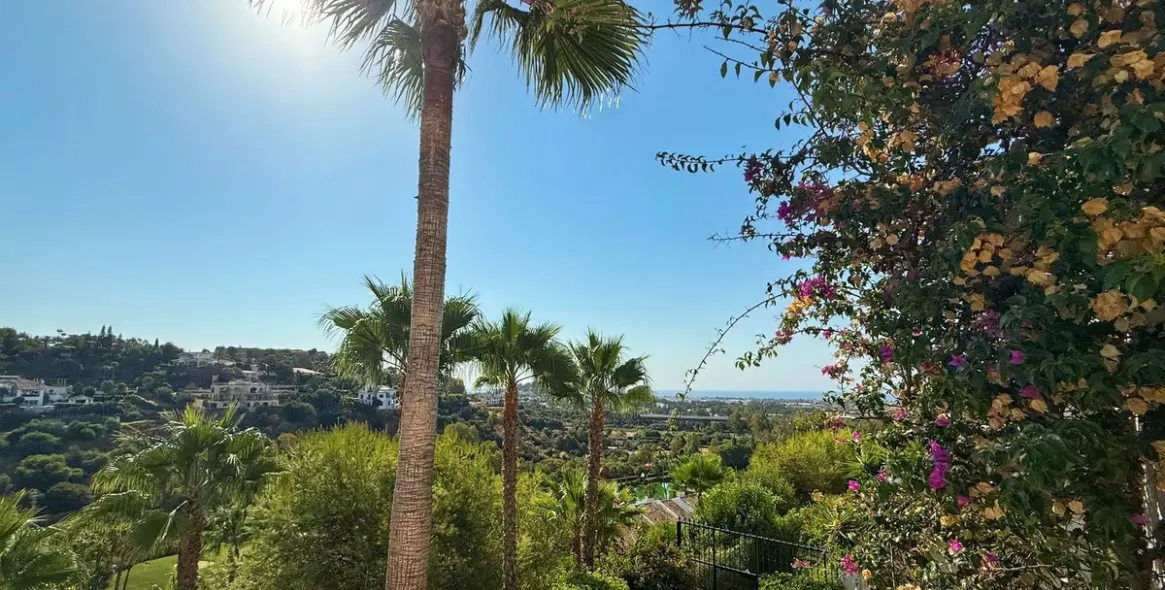 Долгосрочная аренда апартаментов на среднем этаже в La Quinta 26