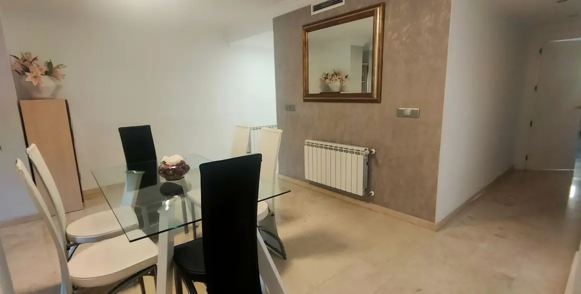 Долгосрочная аренда двухуровневого пентхауса в Guadalmina Alta 49