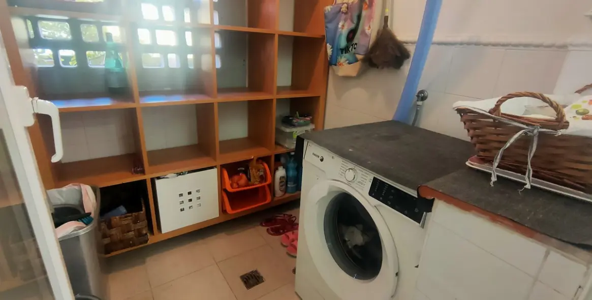 Долгосрочная аренда двухуровневого пентхауса в Guadalmina Alta 63