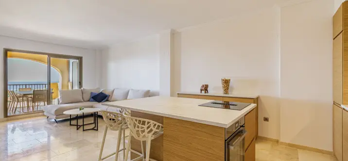 Долгосрочная аренда апартаментов на среднем этаже в Benahavís 2