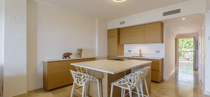 Долгосрочная аренда апартаментов на среднем этаже в Benahavís 4