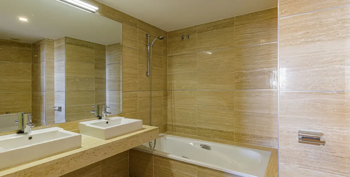 Long-term rent of middle floor apartment in Benahavís 9