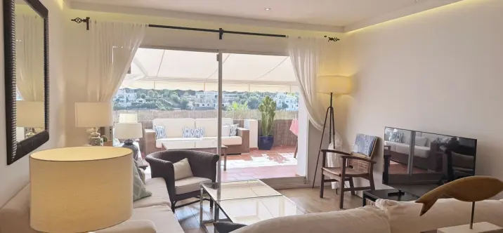 Долгосрочная аренда апартаментов на среднем этаже в La Quinta 1