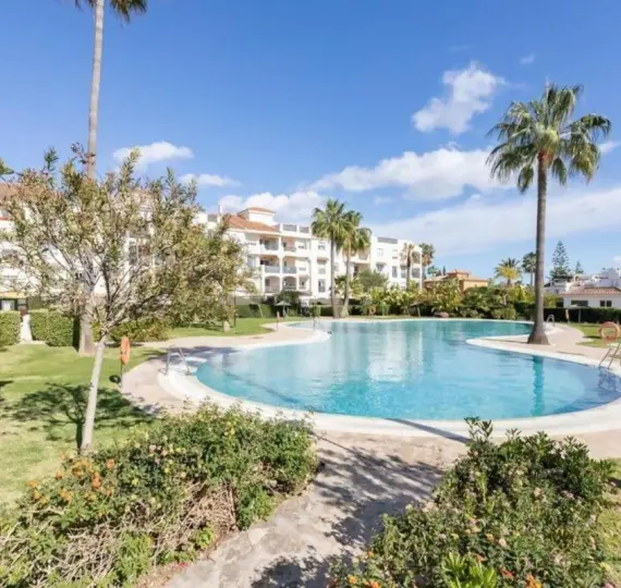 Long-term rent of middle floor apartment in San Pedro de Alcántara