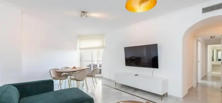 Long-term rent of middle floor apartment in San Pedro de Alcántara 1