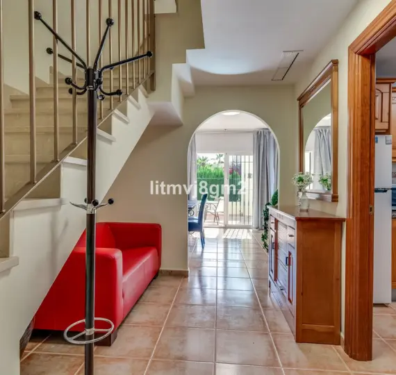 Short-term rent of townhouse in Calahonda