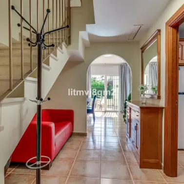 Sale of townhouse in Calahonda