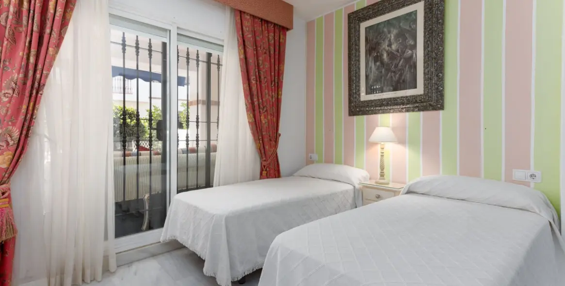 Краткосрочная аренда апартаментов на первом этаже в San Pedro de Alcántara 14