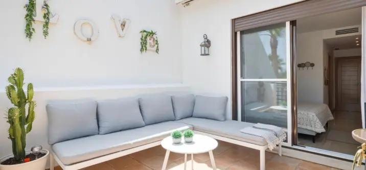 Long-term rent of penthouse in Estepona 4