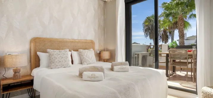 Долгосрочная аренда апартаментов на среднем этаже в Estepona 4