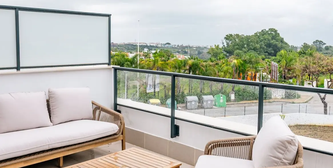 Long-term rent of penthouse in Selwo 3