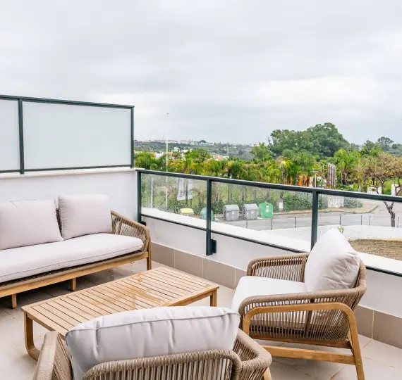 Long-term rent of penthouse in Selwo