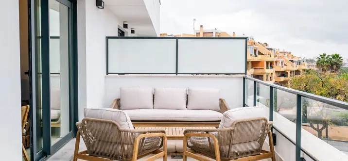 Long-term rent of penthouse in Selwo 3