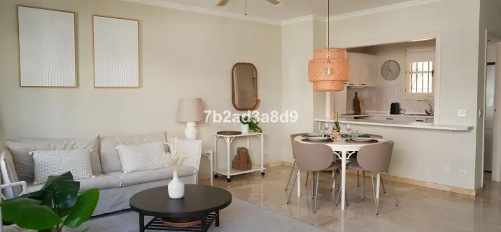 Long-term rent of middle floor apartment in El Paraiso 3