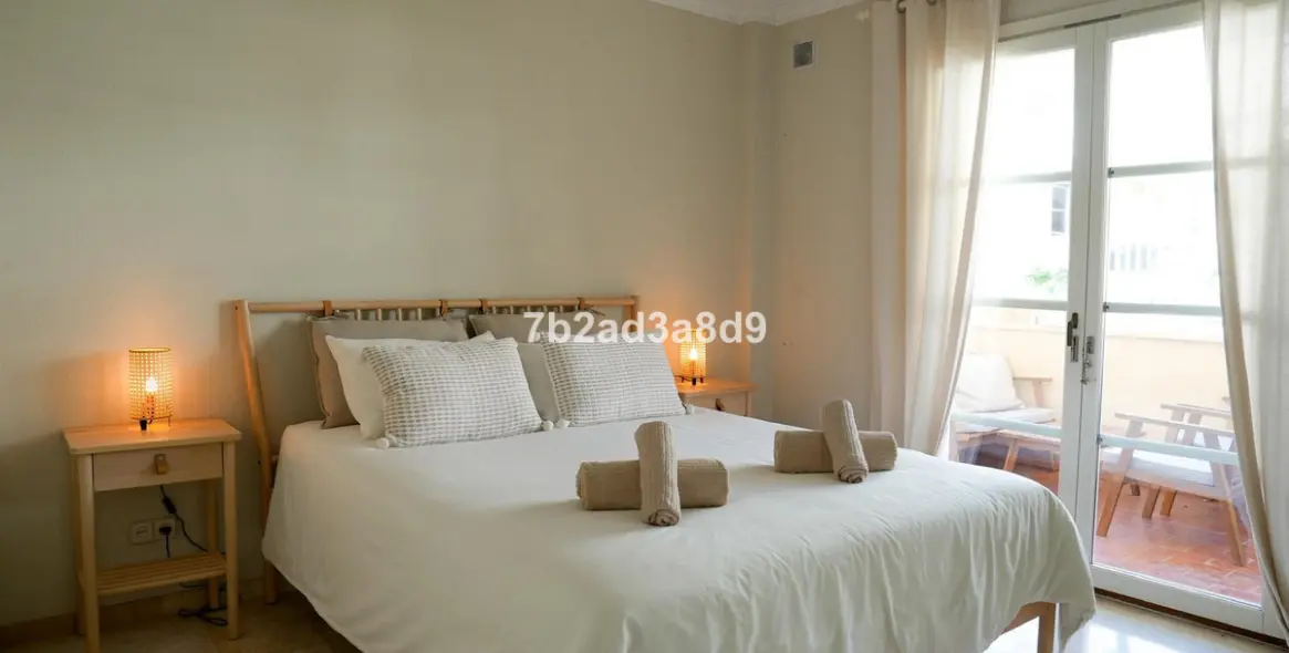 Long-term rent of middle floor apartment in El Paraiso 8
