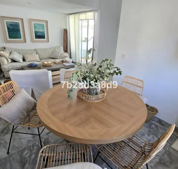 Long-term rent of townhouse in New Golden Mile