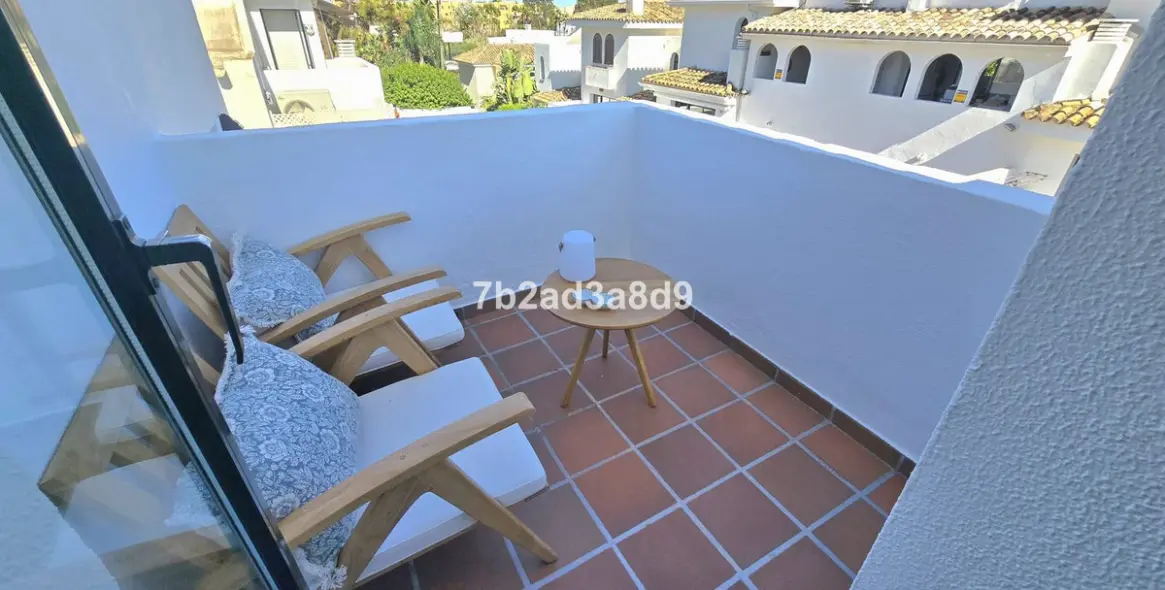 Long-term rent of townhouse in New Golden Mile 17