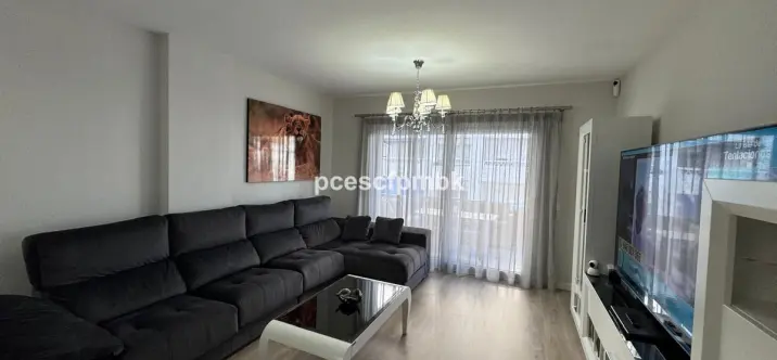 Долгосрочная аренда апартаментов на среднем этаже в La Campana 3