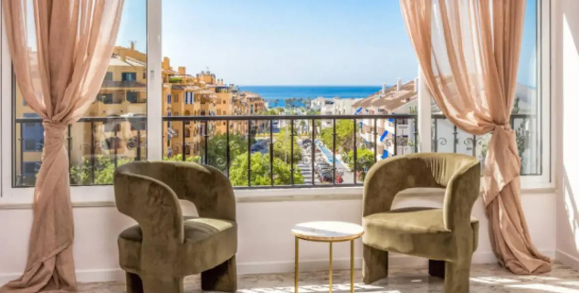 Alquiler a largo plazo de apartamento en planta media en San Pedro de Alcántara 4