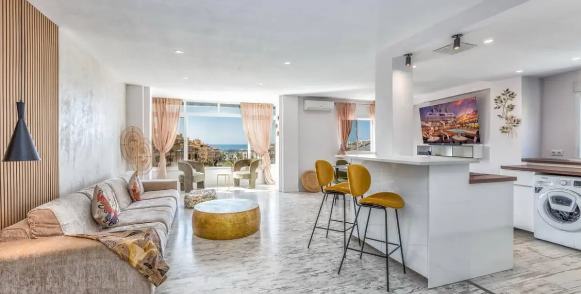 Alquiler a largo plazo de apartamento en planta media en San Pedro de Alcántara 5