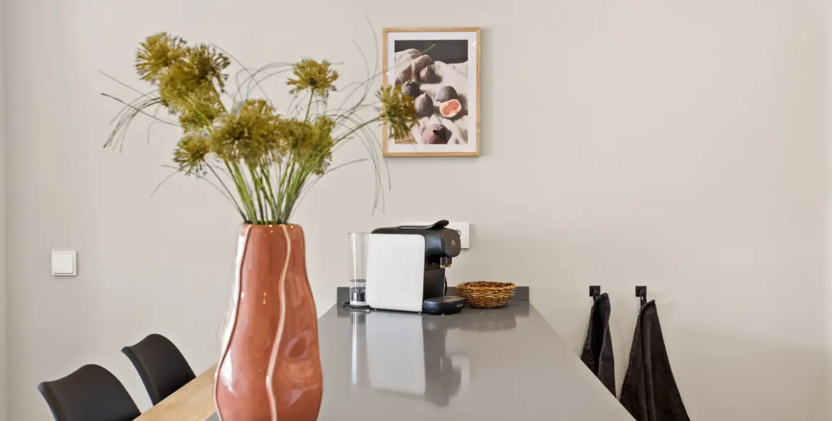 Long-term rent of middle floor apartment in Estepona 14