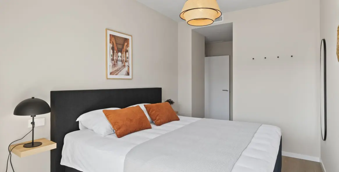 Долгосрочная аренда апартаментов на среднем этаже в Estepona 7