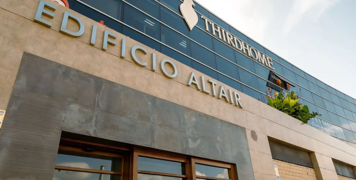 Long-term rent of office in Estepona 1