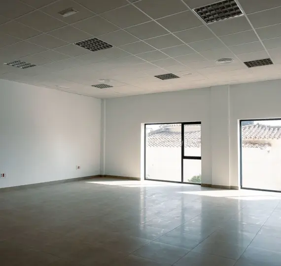 Long-term rent of office in Estepona