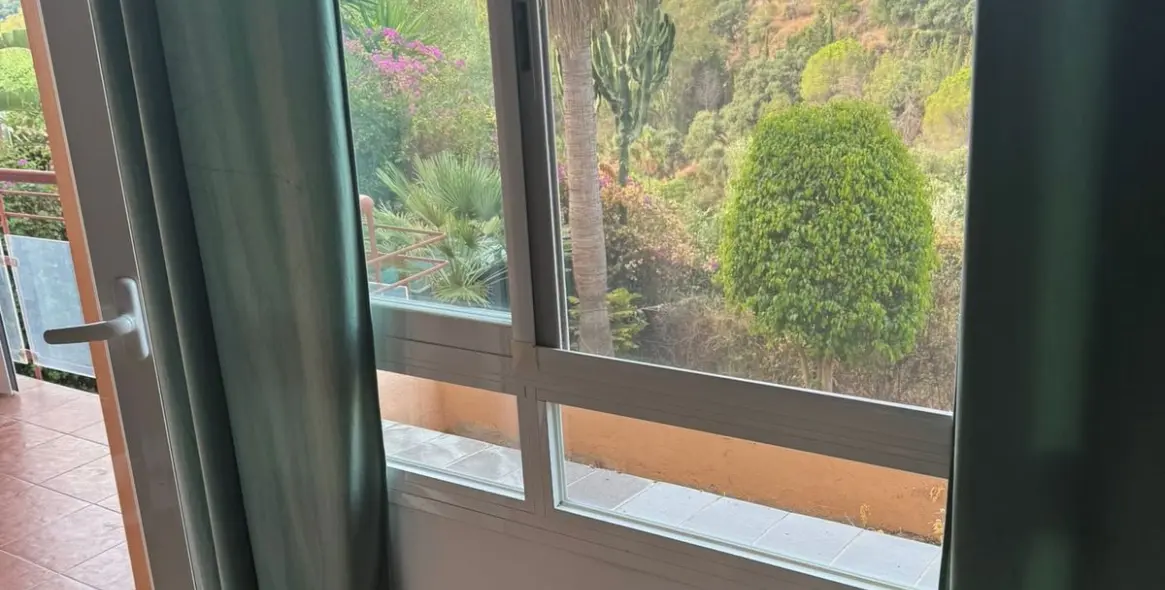 Long-term rent of semi-detached house in Estepona 18