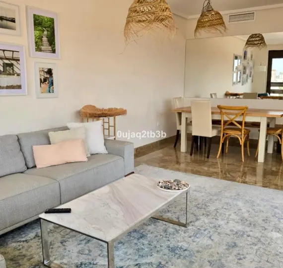 Long-term rent of penthouse in Selwo