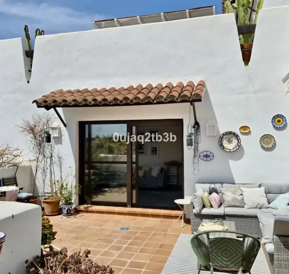 Long-term rent of penthouse in Selwo