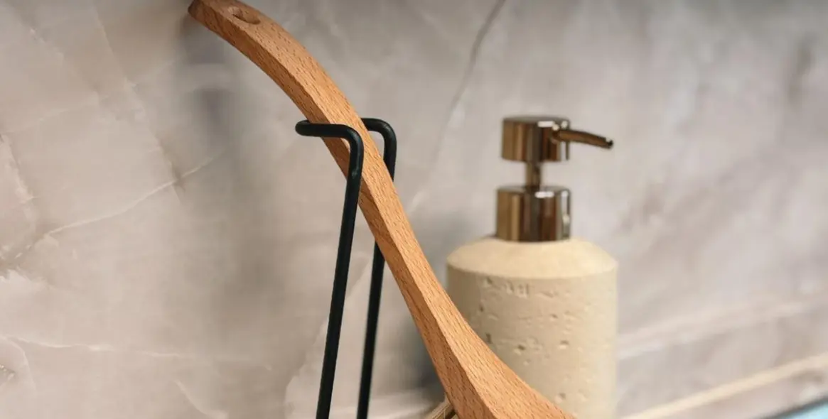 Long-term rent of middle floor apartment in Estepona 16