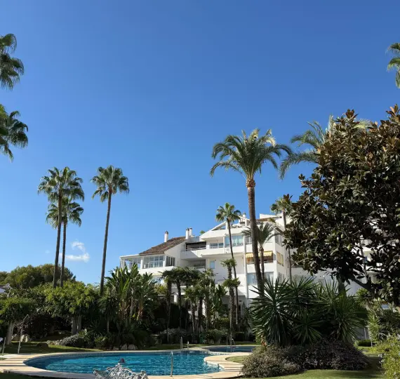 Long-term rent of ground floor apartment in Estepona