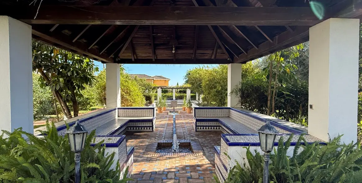 Long-term rent of ground floor apartment in Estepona 5