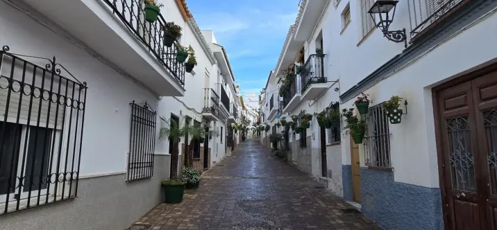 Long-term rent of townhouse in Estepona 2