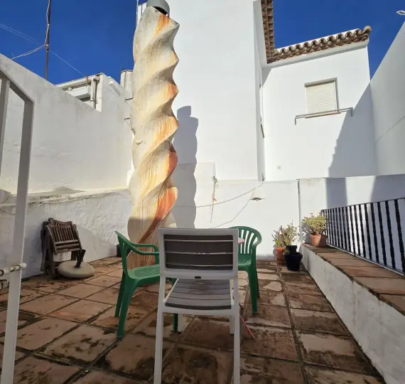 Long-term rent of townhouse in Estepona