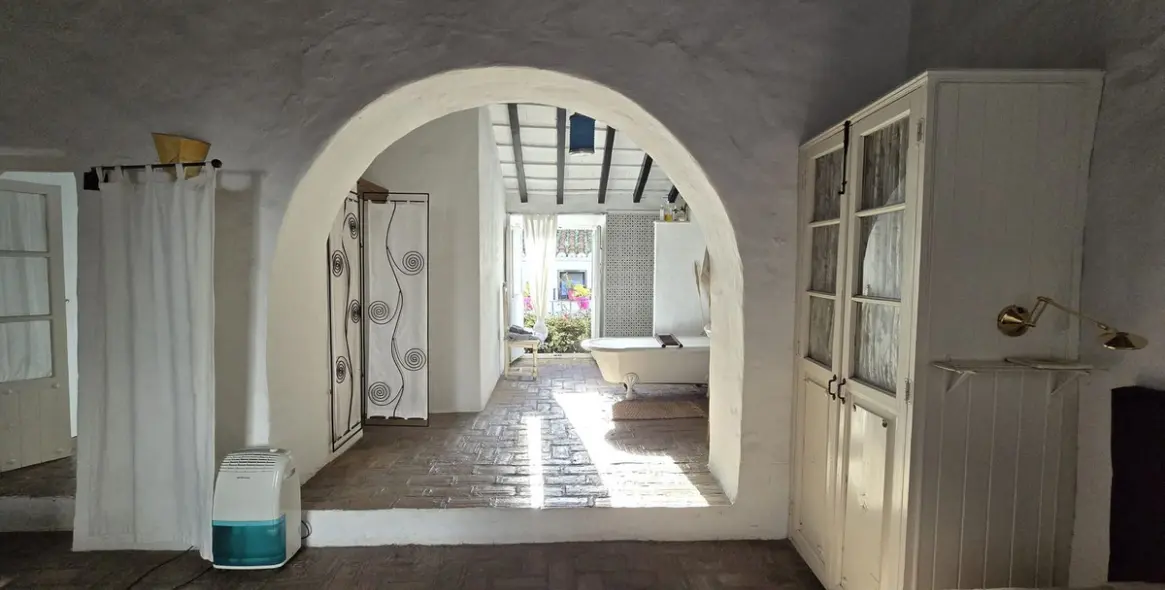 Long-term rent of townhouse in Estepona 17