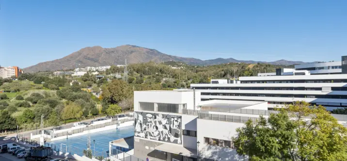 Долгосрочная аренда апартаментов на среднем этаже в Estepona 2