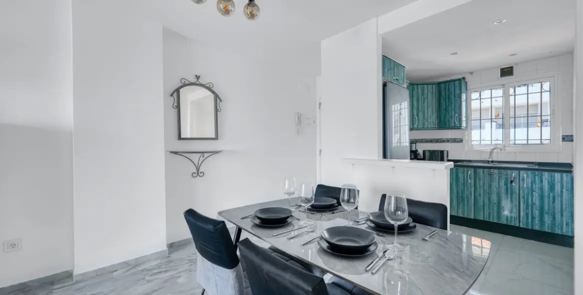 Long-term rent of penthouse duplex in Manilva 11