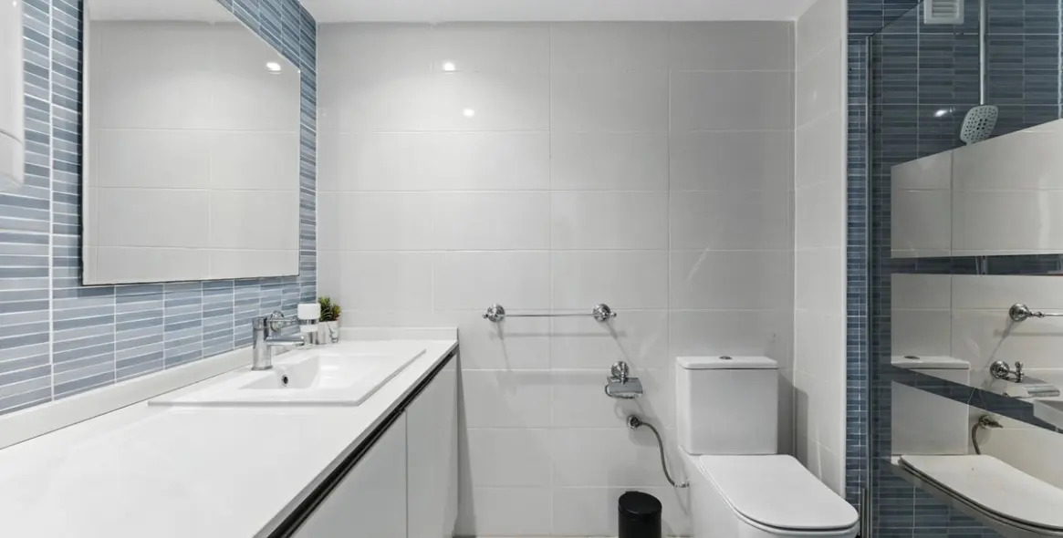 Long-term rent of penthouse duplex in Manilva 19