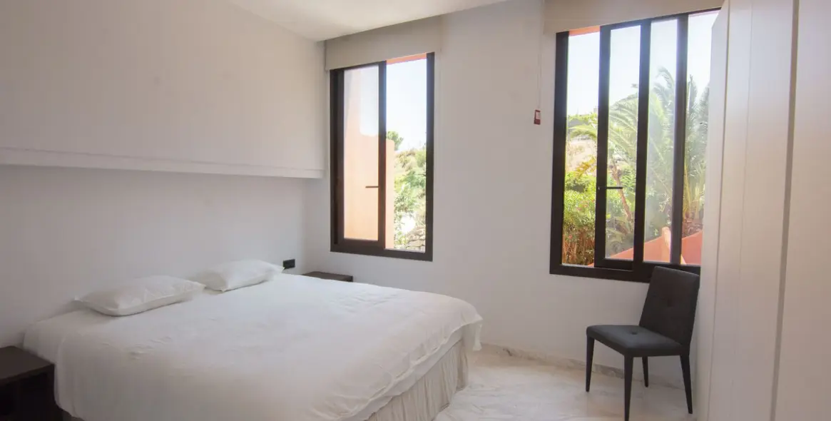 Long-term rent of ground floor apartment in La Mairena 1